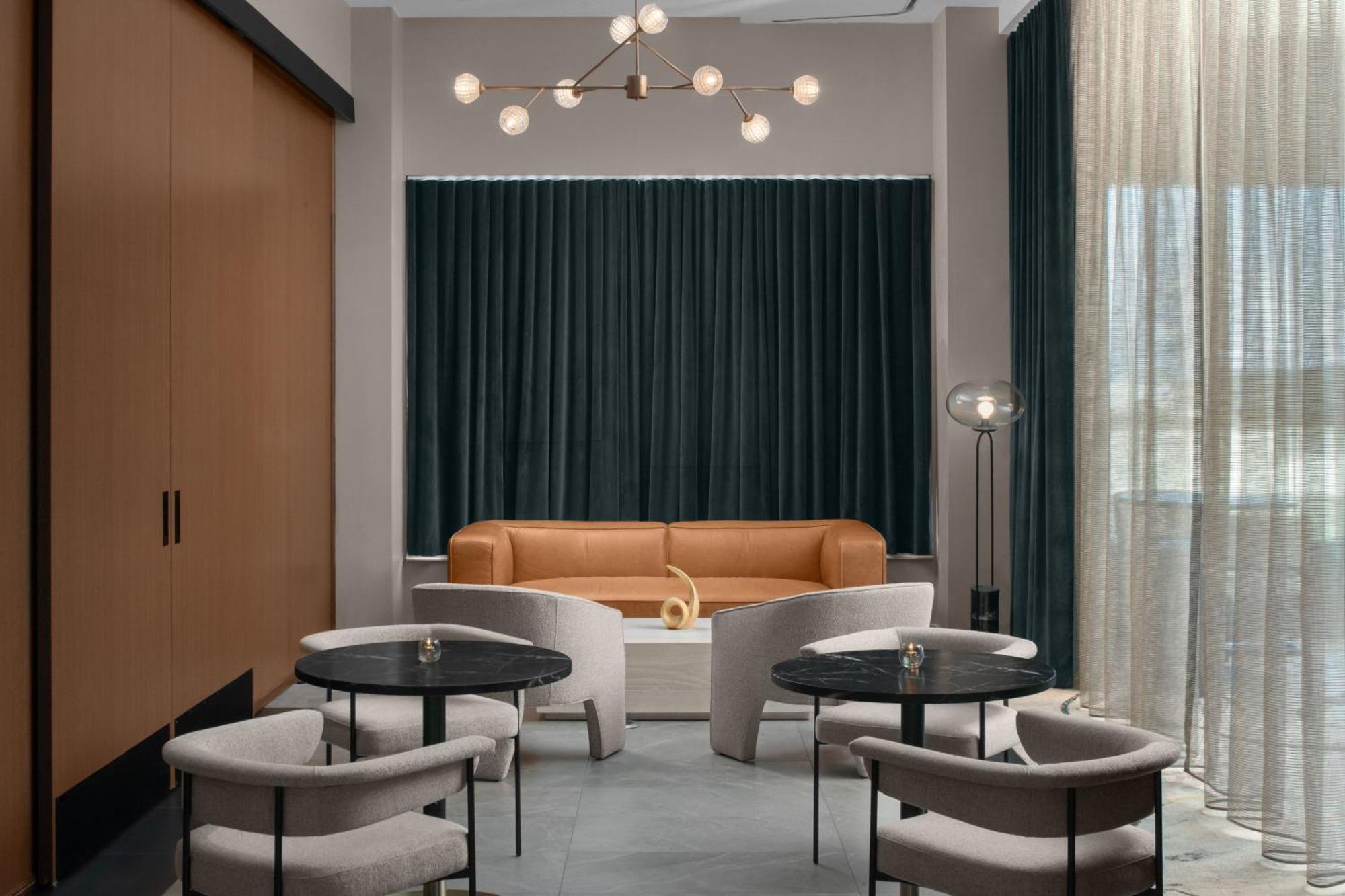 Ac Hotel By Marriott Raleigh North Hills מראה חיצוני תמונה
