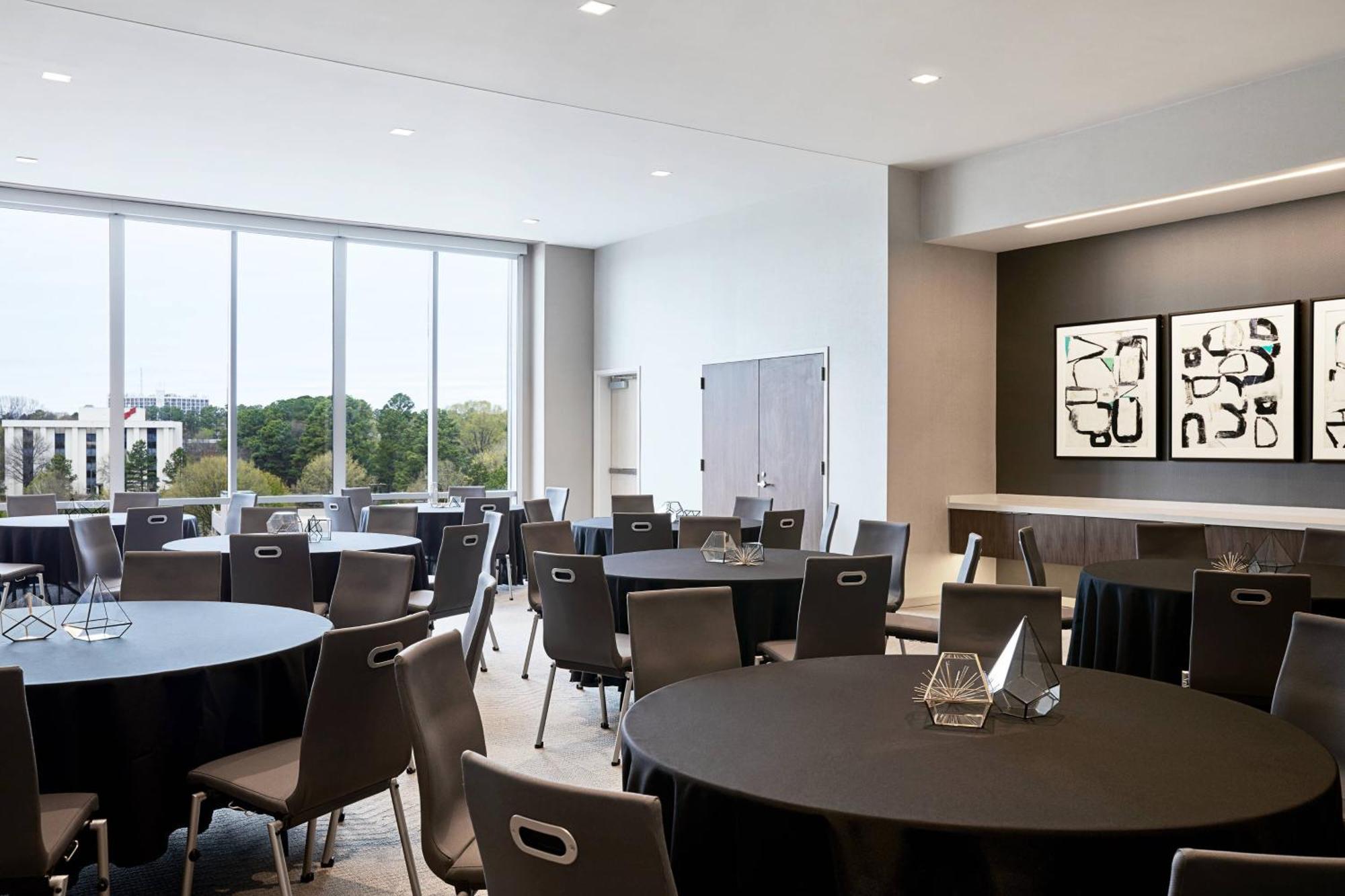 Ac Hotel By Marriott Raleigh North Hills מראה חיצוני תמונה