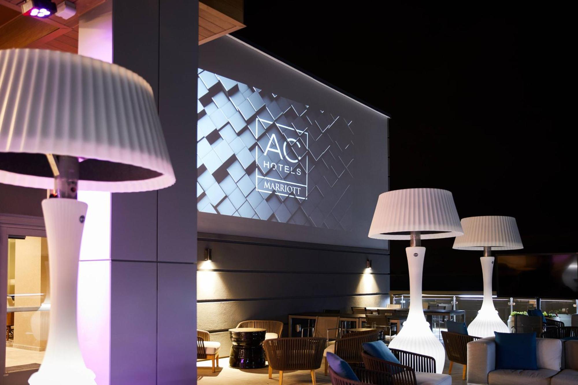 Ac Hotel By Marriott Raleigh North Hills מראה חיצוני תמונה