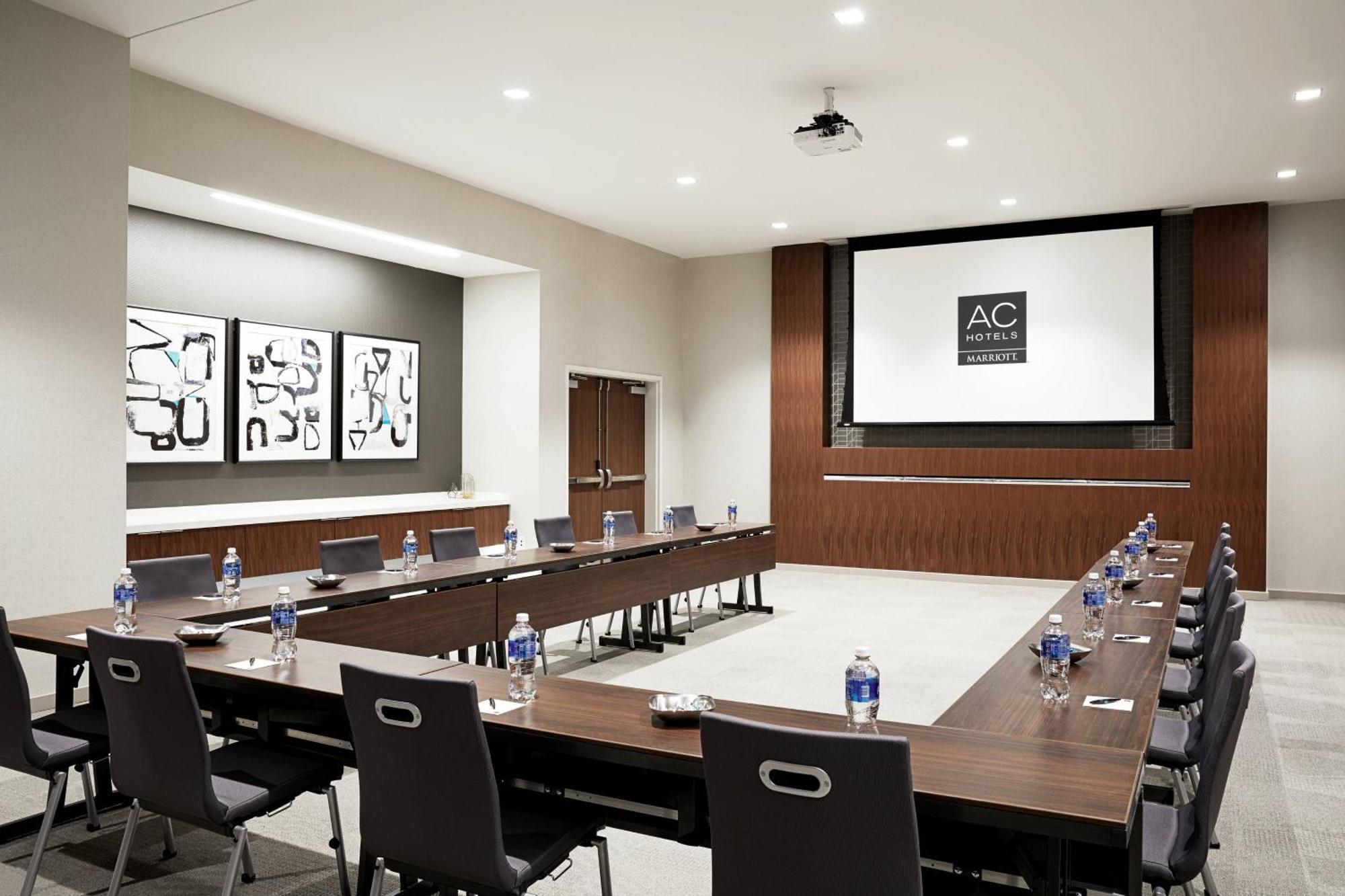 Ac Hotel By Marriott Raleigh North Hills מראה חיצוני תמונה