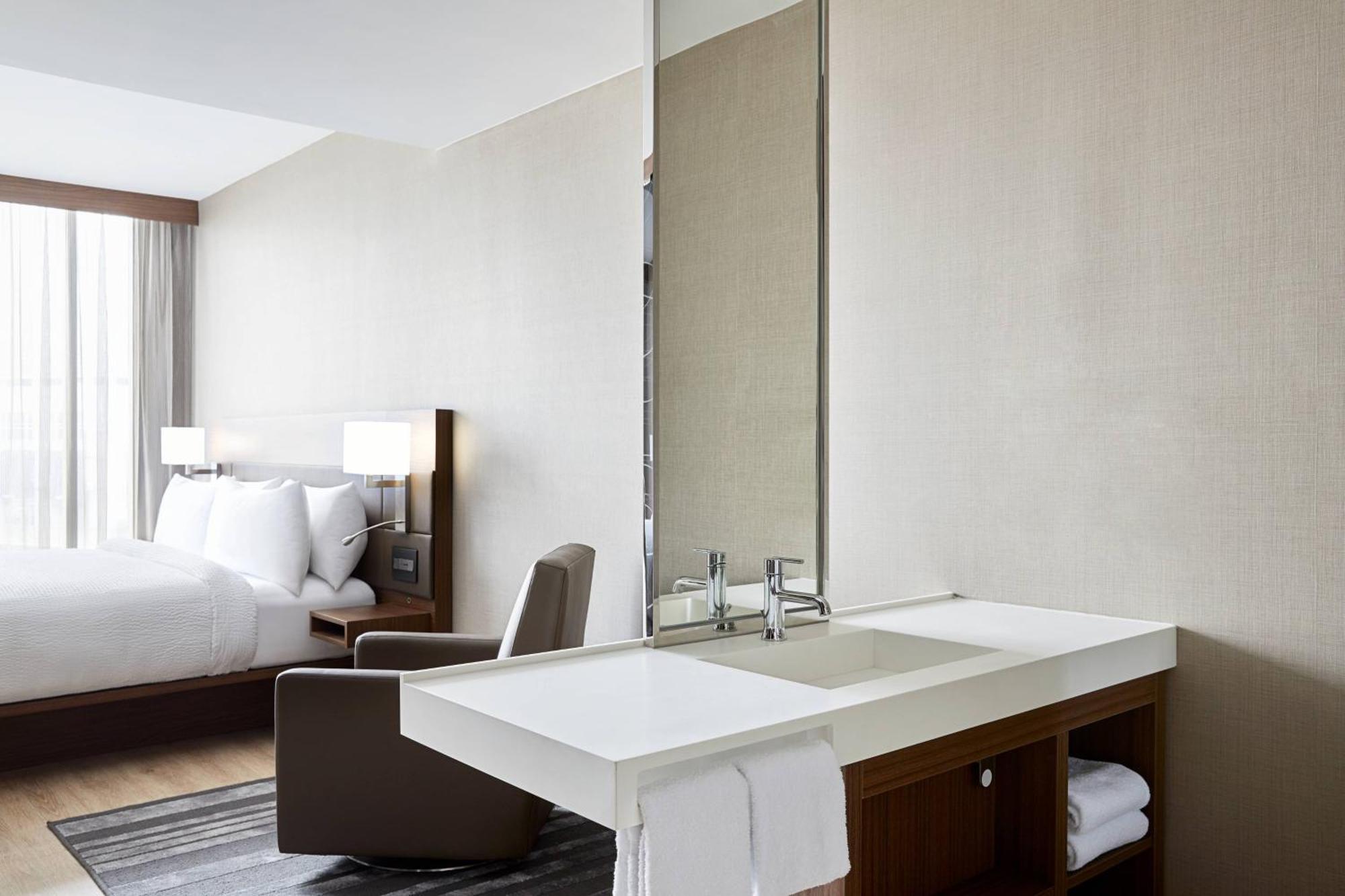 Ac Hotel By Marriott Raleigh North Hills מראה חיצוני תמונה